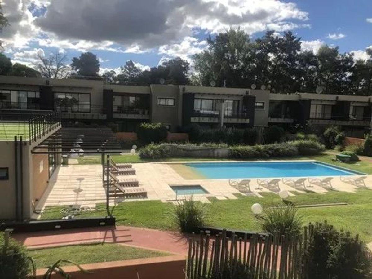 Foto de ALQUILER TEMPORAL. DEPTO DE 2 AMBIENTES EQUIPADO EN CONDOMINIO ESPACIO, imagen 1