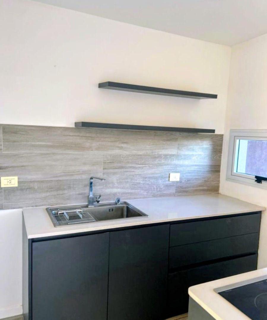 Foto de Alquiler departamento 3 amb en PB con patio privado. Condominio, imagen 3