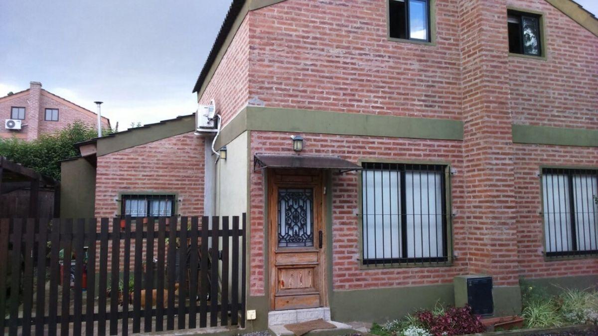 Foto de Casa tipo duplex 3 amb en alquiler Condominio Casuarinas IV Bis, Canning, imagen 1