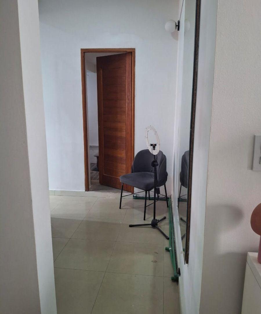 Foto de EXCLUSIVO LOCAL COMERCIAL EN ALQUILER | MONTE GRANDE CENTRO, imagen 4