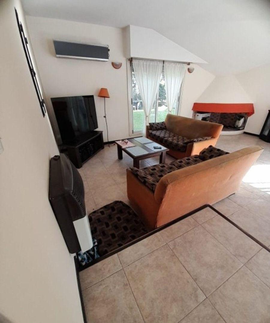 Foto de Venta Casa 4 amb en Barrio Cerrado Club de Campo Los Rosales - Canning, imagen 4