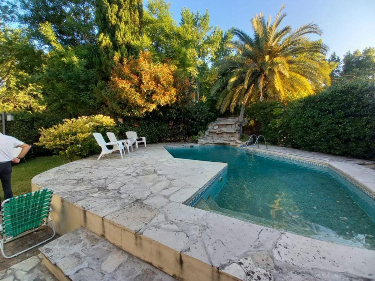 Foto de Venta Casa 4 amb en Barrio Cerrado Club de Campo Los Rosales - Canning, imagen 1