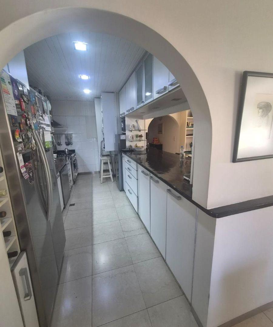 Foto de EXCLUSIVA RESIDENCIA EN VENTA | CLUB DE CAMPO LOS ROSALES, CANNING, imagen 4