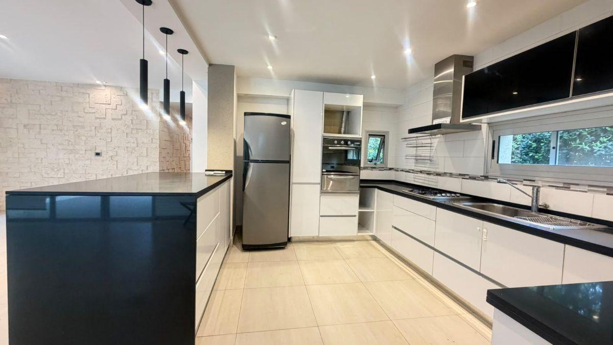 Foto de Alquiler casa 4 amb en Barrio Privado El Sosiego - Canning, imagen 2