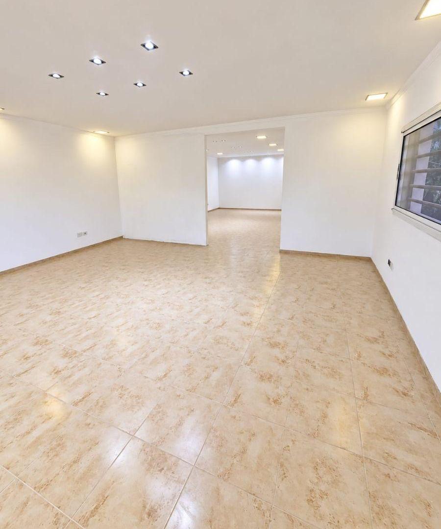 Foto de OFICINA EN ALQUILER DE 70 M² CON BALCÓN AL FRENTE | COMPLEJO COMERCIAL, imagen 3