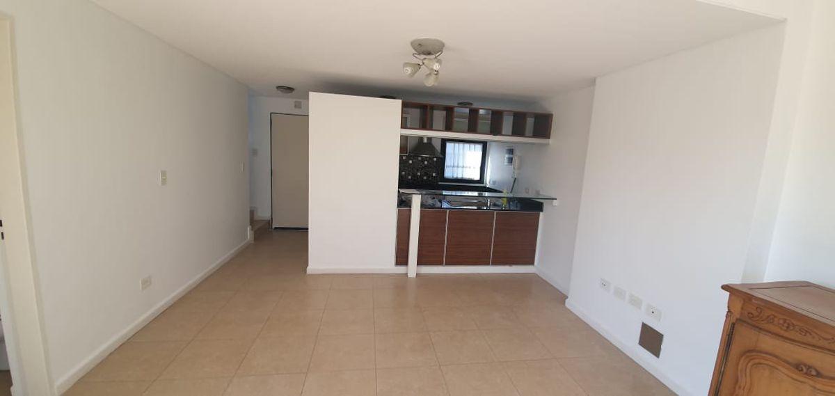 Foto de VENTA DEPARTAMENTO DE 3 AMB TIPO DÚPLEX CON TERRAZA PROPIA | JARDINES, imagen 5