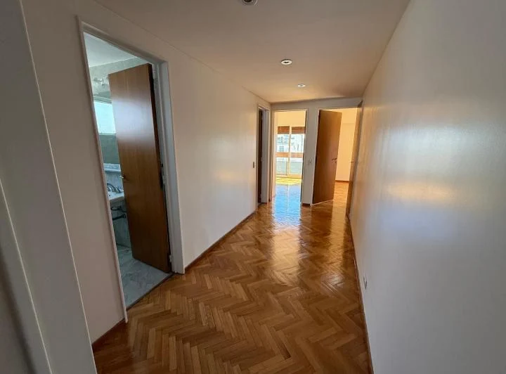 Excel semip. de 3 dor piso alto coch fija y baul vig 24 hs. 1