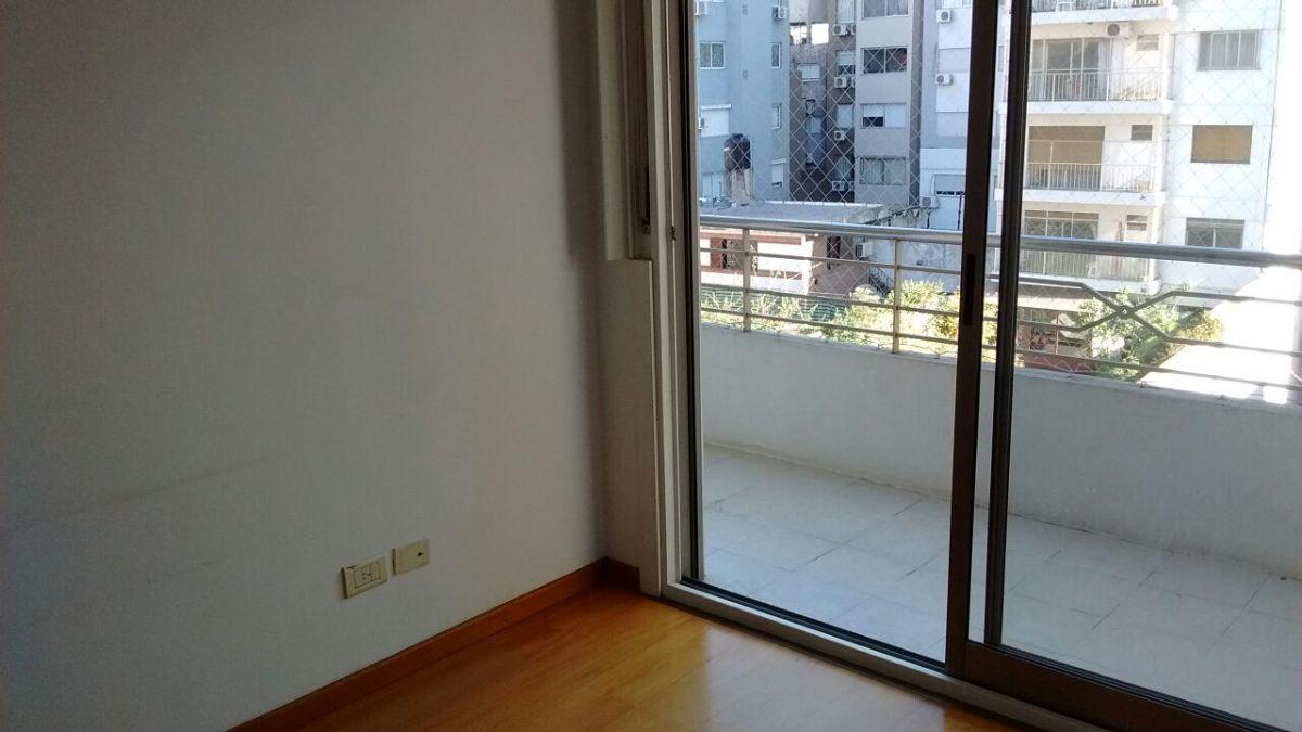 Foto de Muy buen depto 3 amb, 60 mts bcon, coch fja, tren subte,, imagen 1