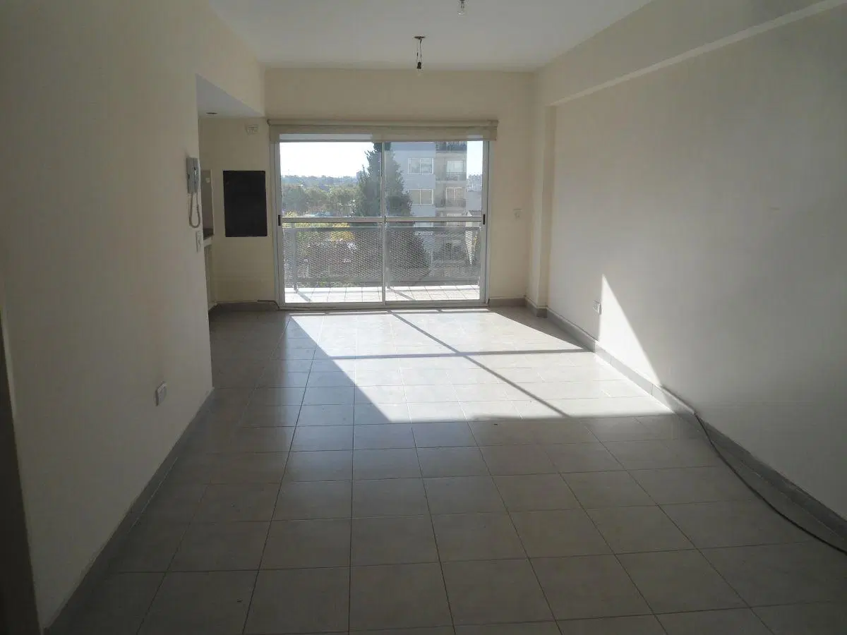Departamento en alquiler de 2 AMB en Urquiza 2