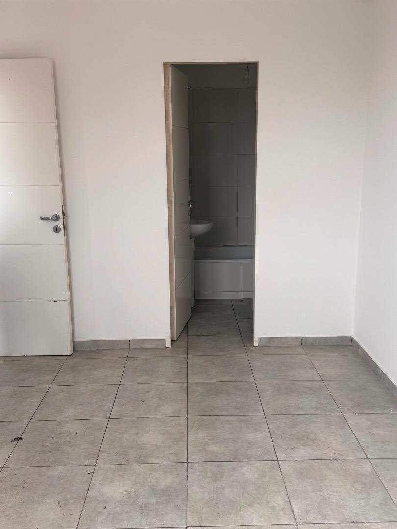 Foto de DEPARTAMENTO UN DORMITORIO - BALCARCE 300 5, imagen 4