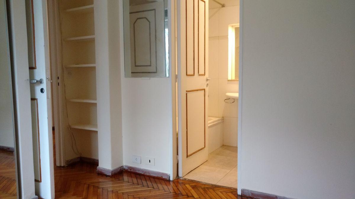 Foto de Amplio 2 amb con Terraza - Paraguay al 500 - Retiro, imagen 5