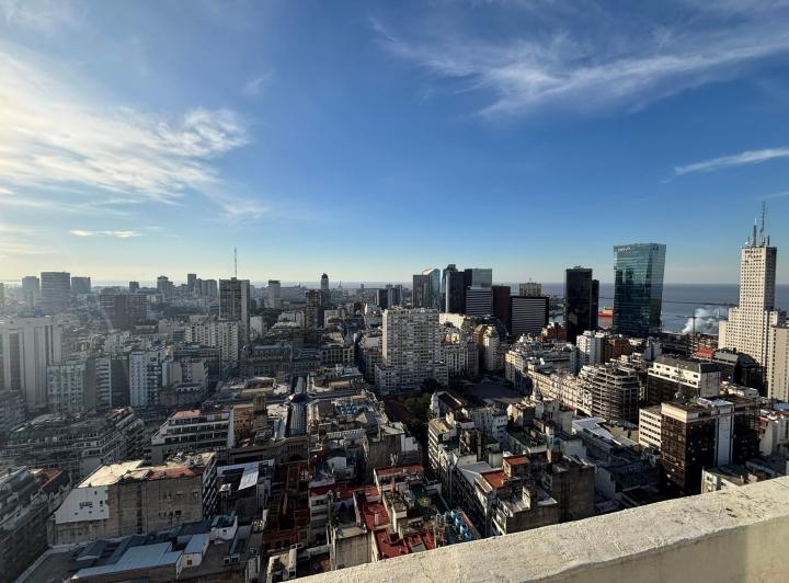 Oficina duplex con vista panoramica lista para ingresar  2