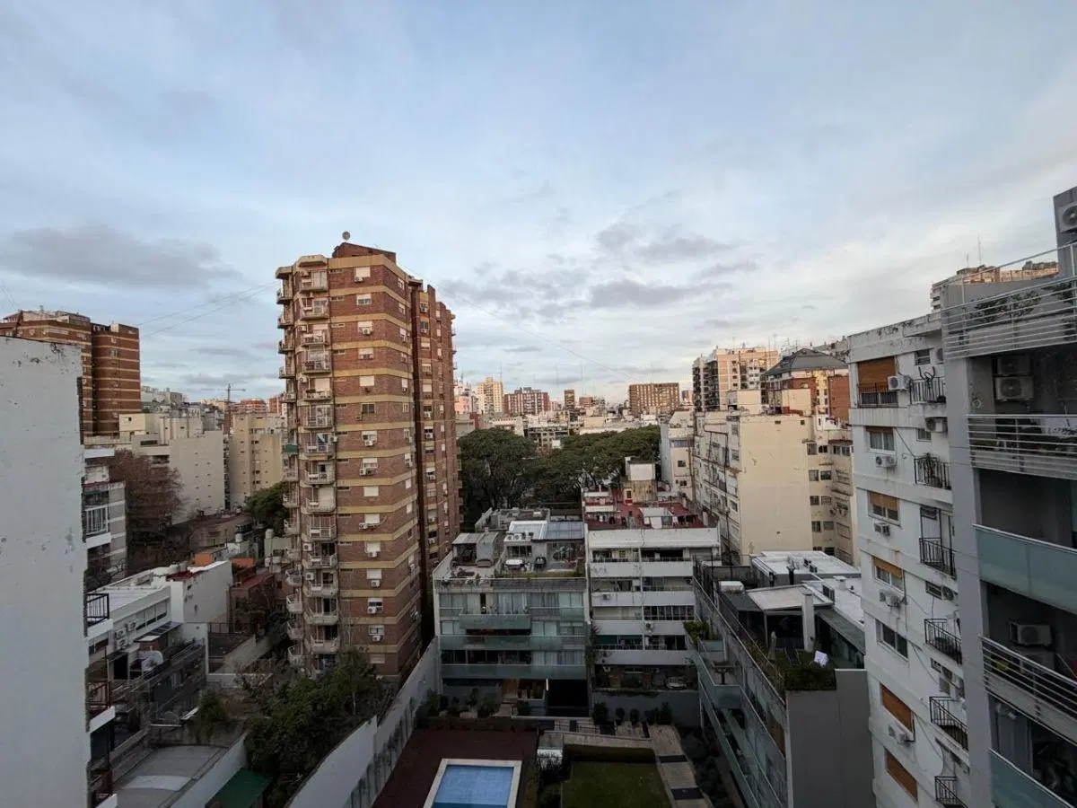 Dpto. de 2 ambientes con cochera en complejo con amenities 4