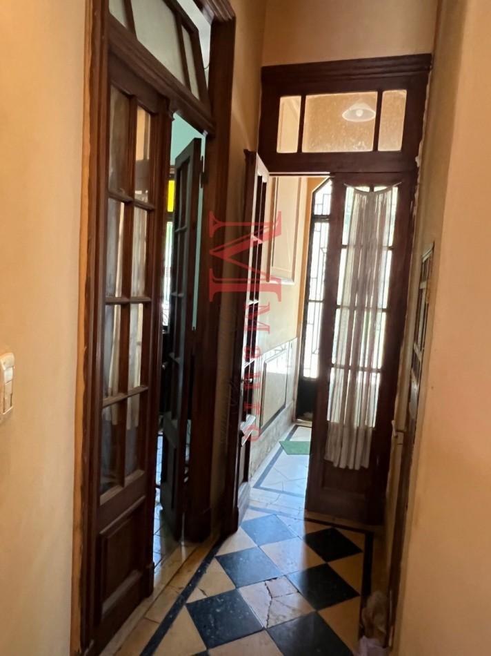 Paternal PH 4 Amb Frente Patio Terraza 2 Baños a Reciclar U$s190.000 4