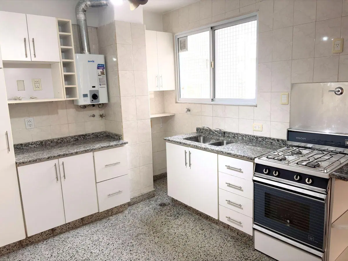 Almagro u$s125.000 cerca Subte Depto 3 amb 4to Piso Contrafrente Balcón Cocina Comedor 4