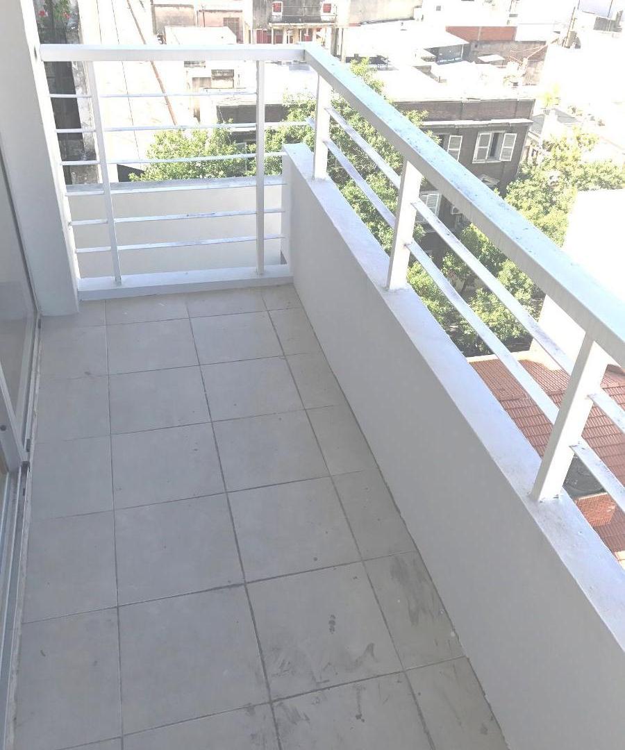Foto de OPORTUNIDAD Apto Crédito Venta Balvanera Depto 2 amb Balcón + Baño +, imagen 3