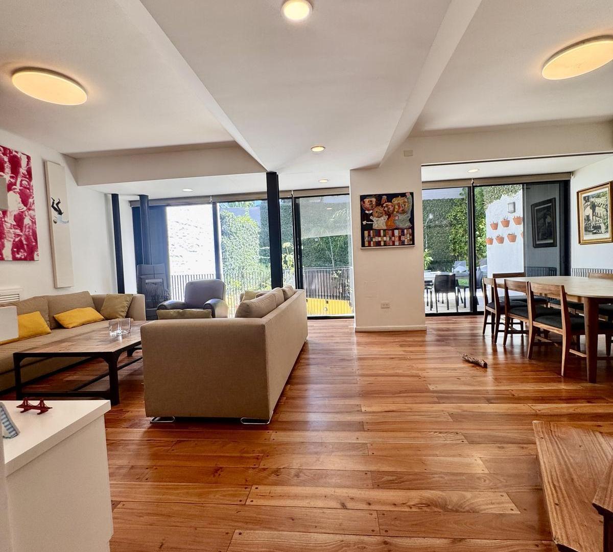 Casa Venta Colegiales con Jardin Piscina 4 dormitorios, dependencia y playroom