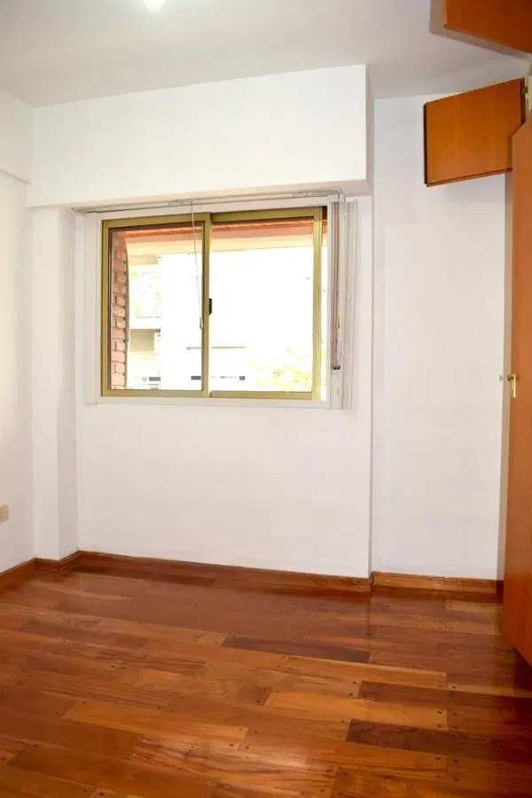Semipiso con cocina comedor 2 dor con Balcon (t/Luz y Sol) con Cochera fija 5