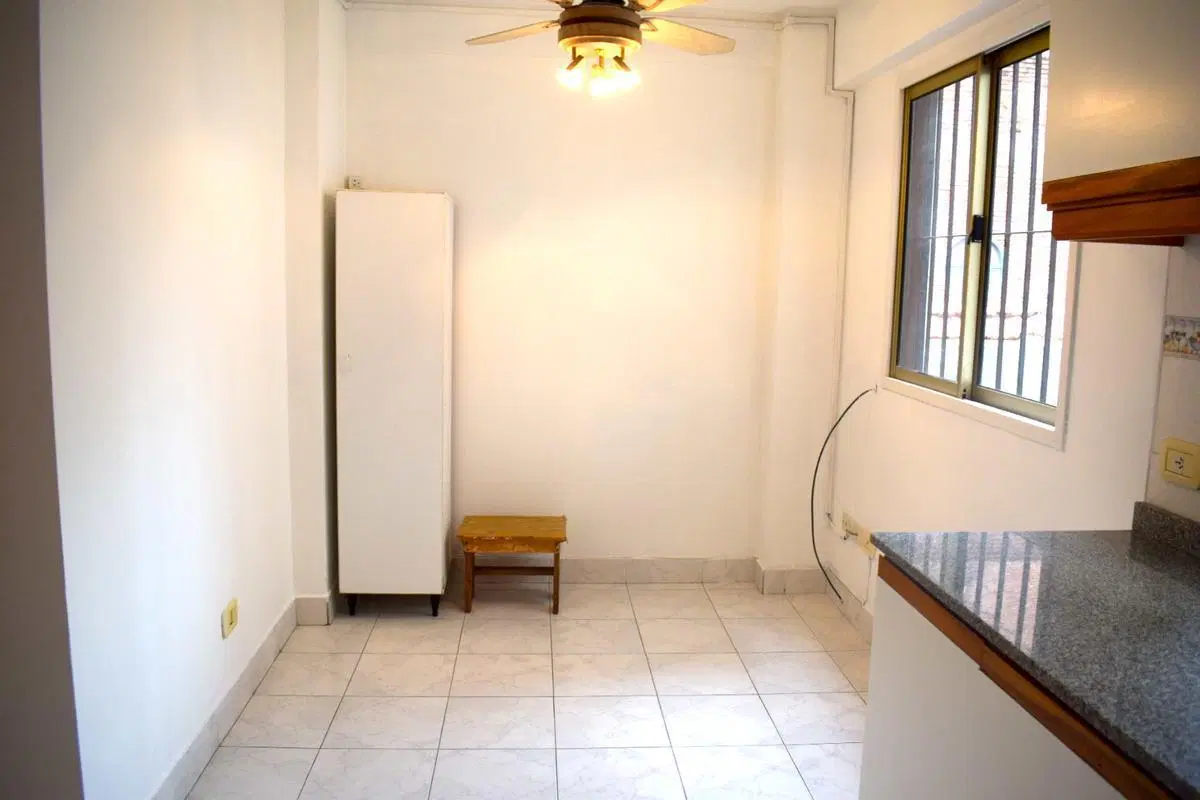 Semipiso con cocina comedor 2 dor con Balcon (t/Luz y Sol) con Cochera fija 3