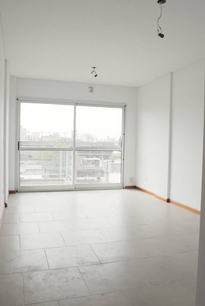 Foto de 1ambiente con Balcon en Edificio con PISCINA Y SUM Alquiler, imagen 3