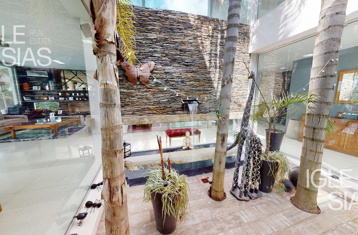 Casa en venta al lago en Santa Bárbara, Tigre