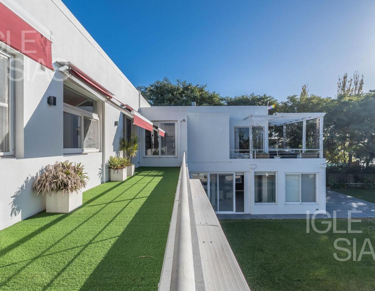 Casa Al Lago en Venta en Santa Barbara 3