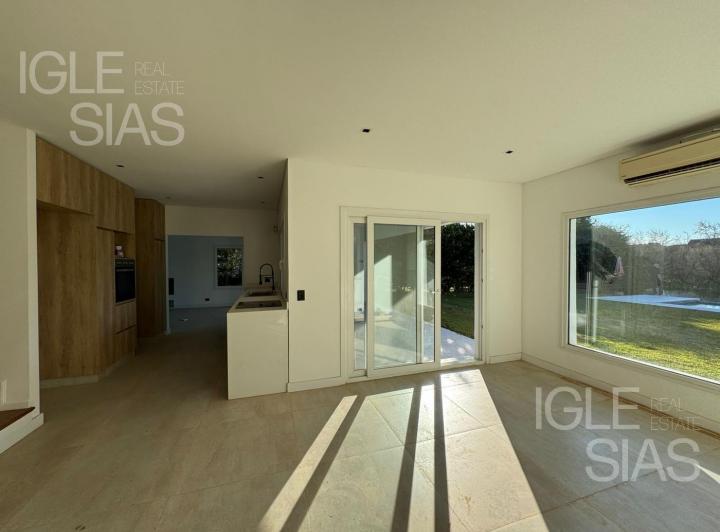 Casa al lago en  Las Glorietas (reciclada!!) 4