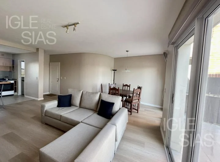 Departamento de 2 dormitorios, amoblado en alquiler anual en Condominios de la Bahía, Nordelta 2