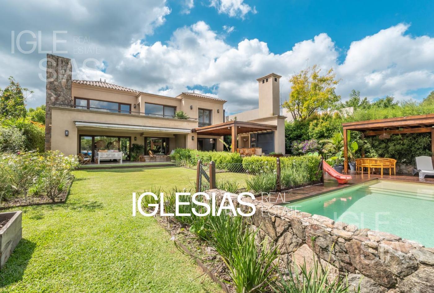 Casa en venta al río en Santa María de Tigre