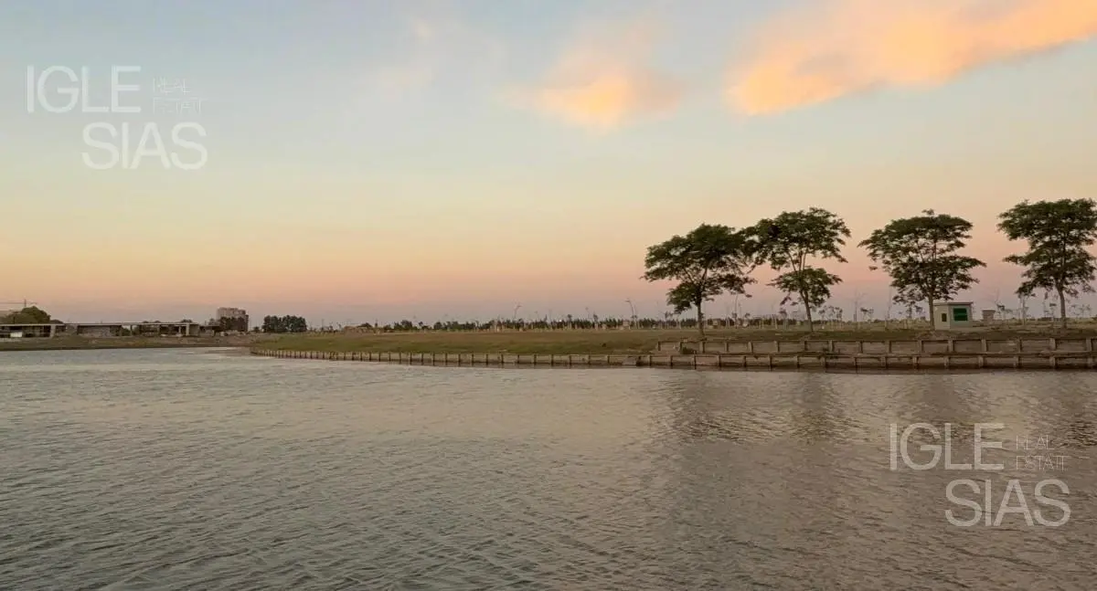 Terreno en venta  al  lago, en Silvestre, Nordelta 3