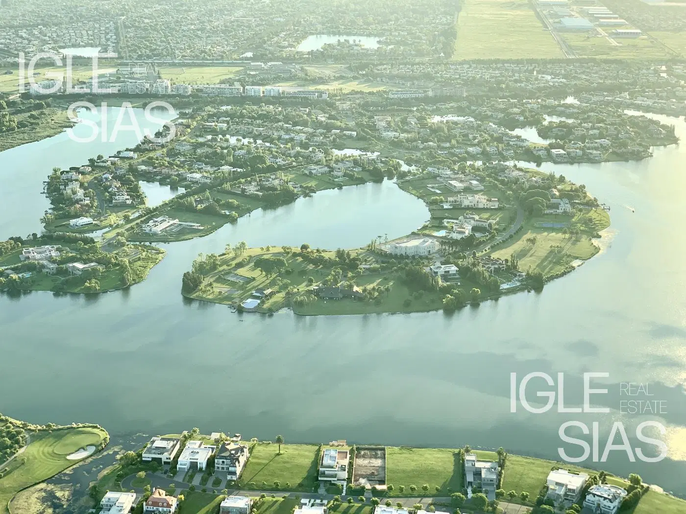 Terreno en venta al lago, en La Isla, Nordelta 1