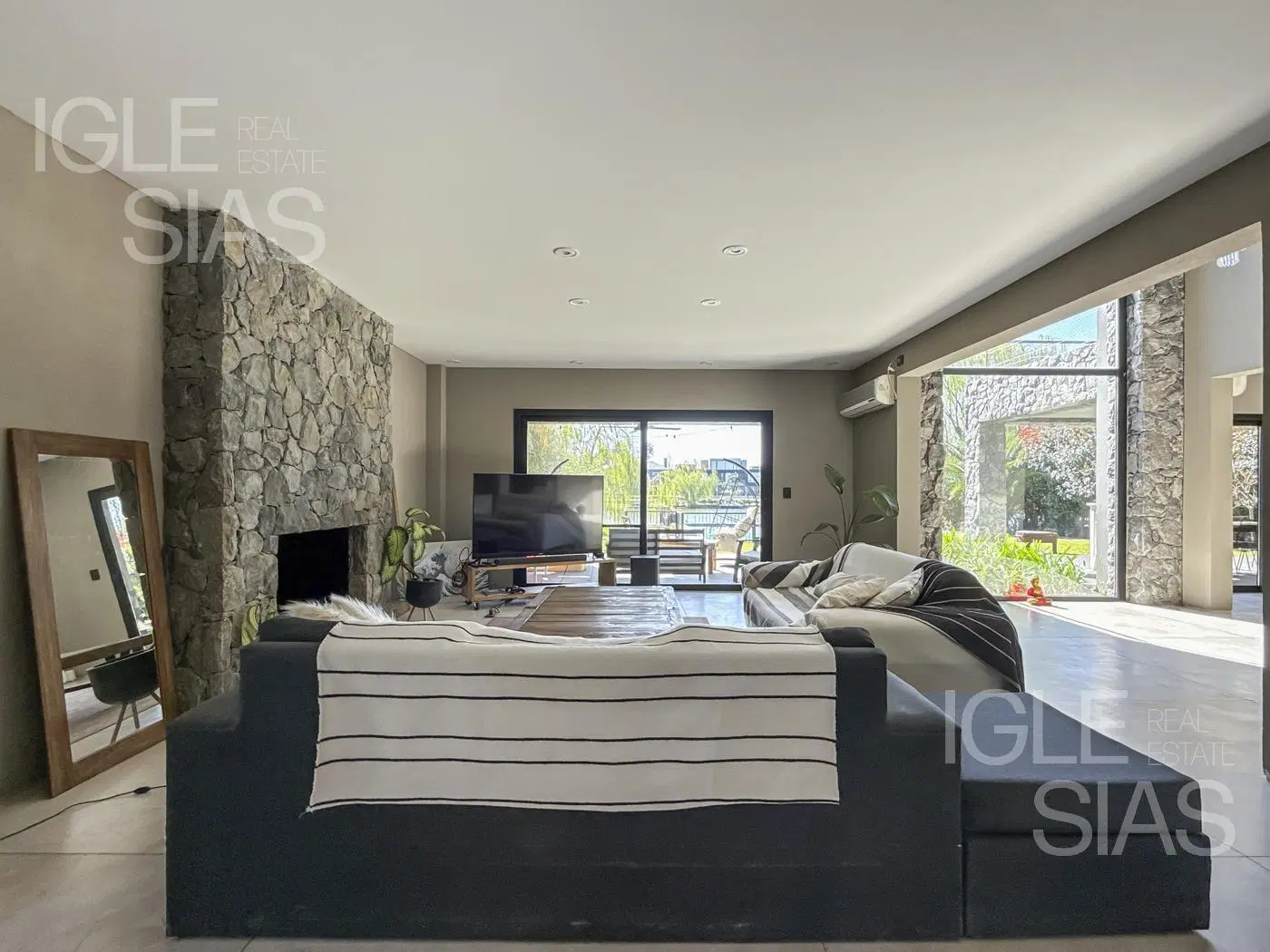 Casa en venta al lago en Los Castores, Nordelta 2