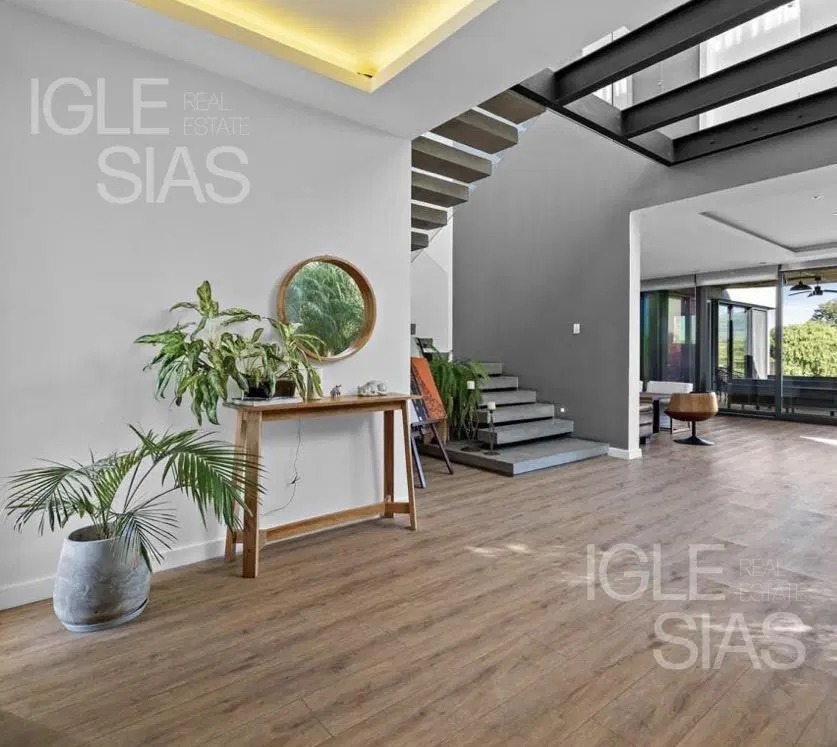 Casa en venta al lago en Lagos del Golf, Nordelta 4
