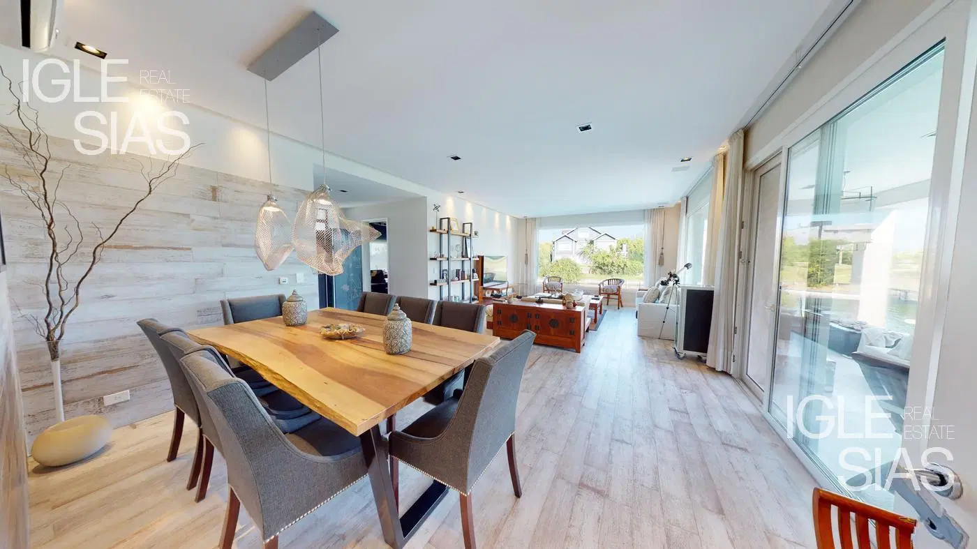 Casa en venta al lago en Los Alisos, Nordelta 2