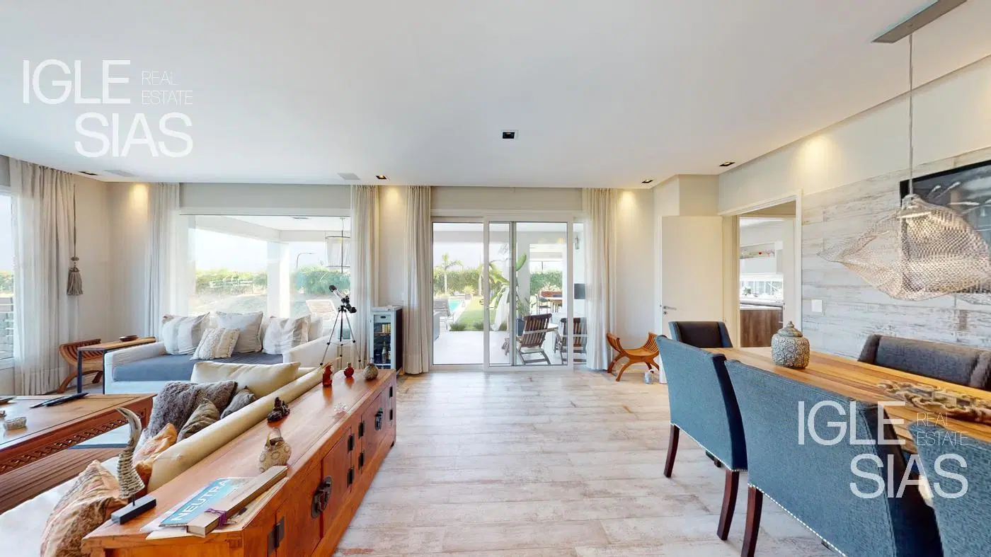 Casa en venta al lago en Los Alisos, Nordelta 5