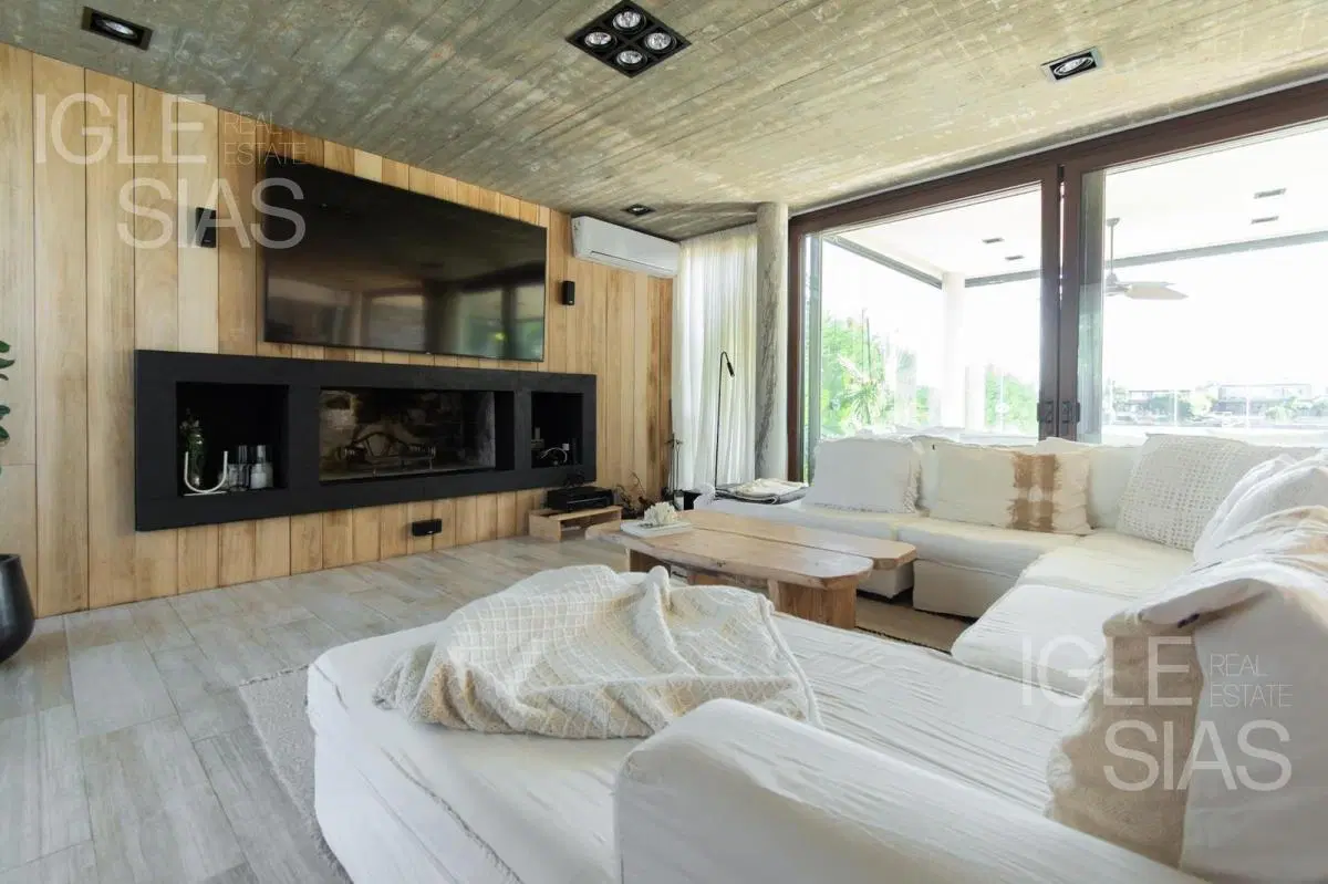 Casa en venta al lago en Las Tipas, Nordelta 4
