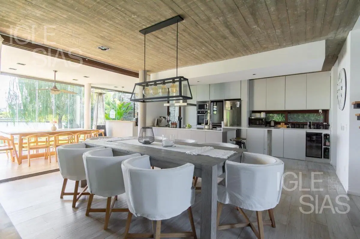 Casa en venta al lago en Las Tipas, Nordelta 4
