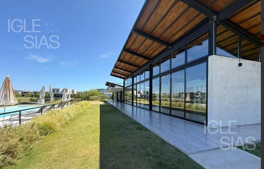 Terreno en venta en Carpinchos, Nordelta 2