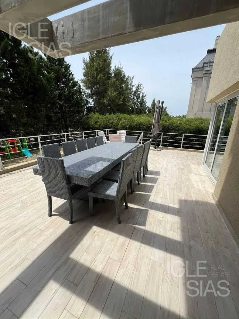 Departamento venta con jardín y terraza en venta en Jardines del Palmar, Nordelta 1