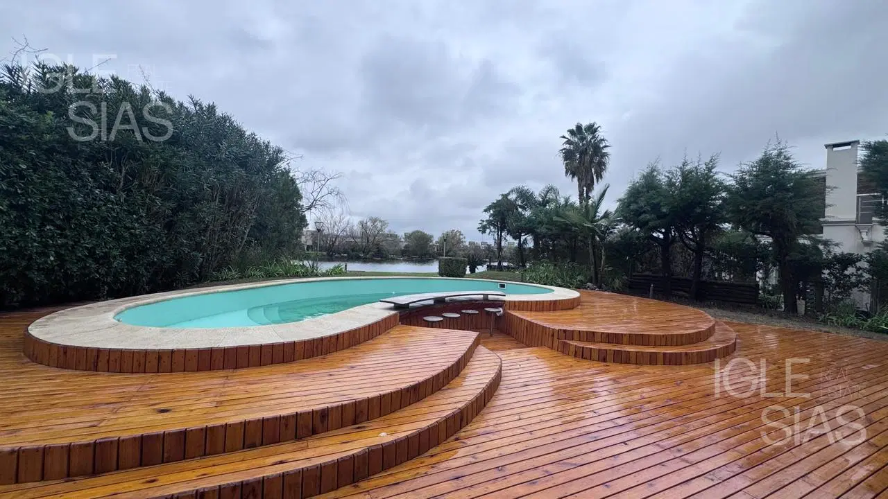 Casa en venta  al agua Los Ombues Rincon de milberg Tigre 4 dormitorios 2