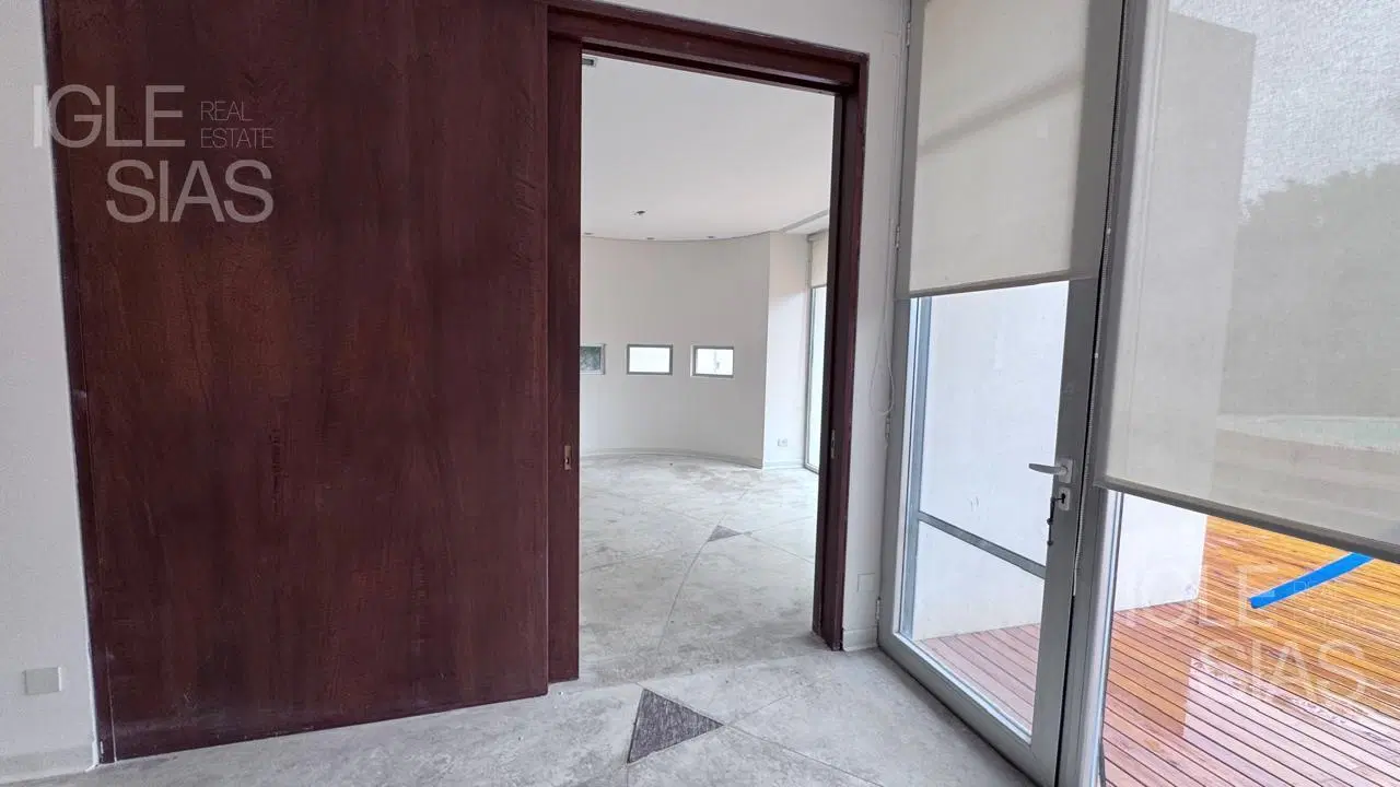 Casa en venta  al agua Los Ombues Rincon de milberg Tigre 4 dormitorios 5