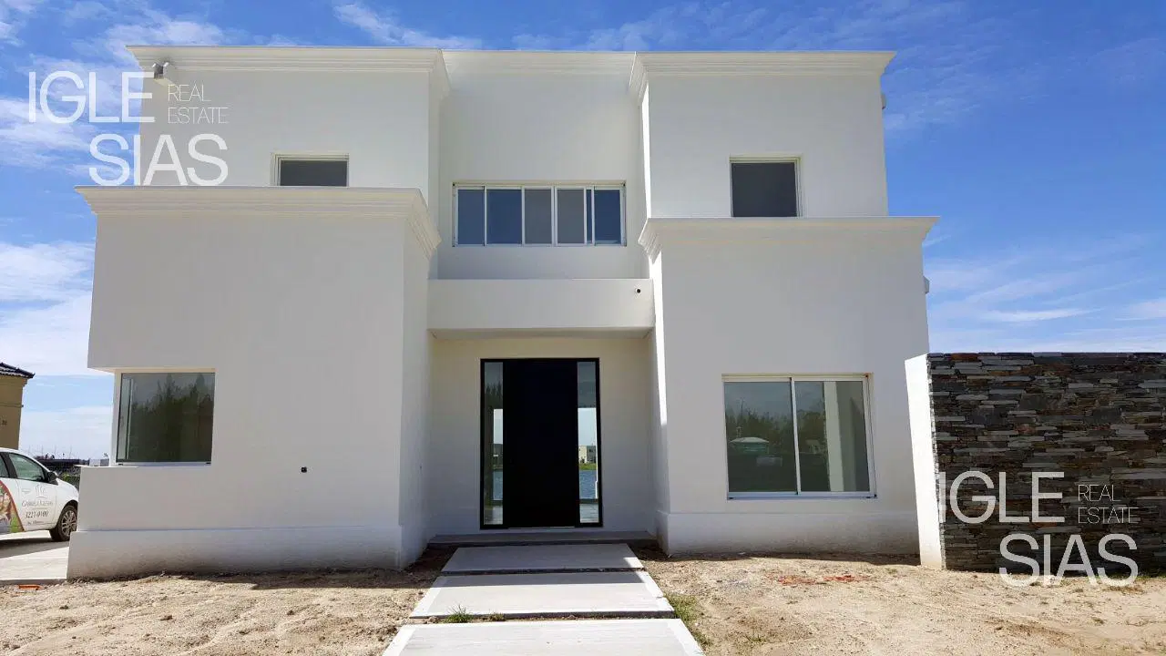 Casa en venta con 3 dormitorios en San Gabriel, Villanueva. 5