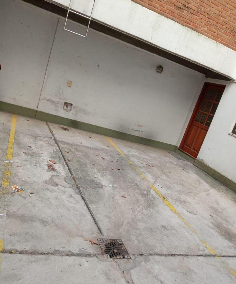 Foto de COCHERA EN LA LUCILA DESCUBIERTA, imagen 1