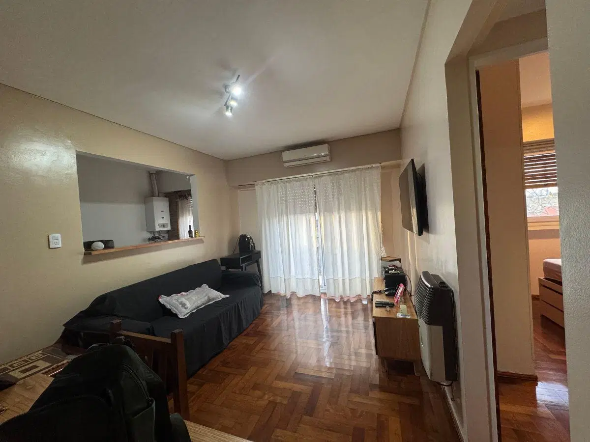 2 AMB AMOBLADO POR ESCALERA 5
