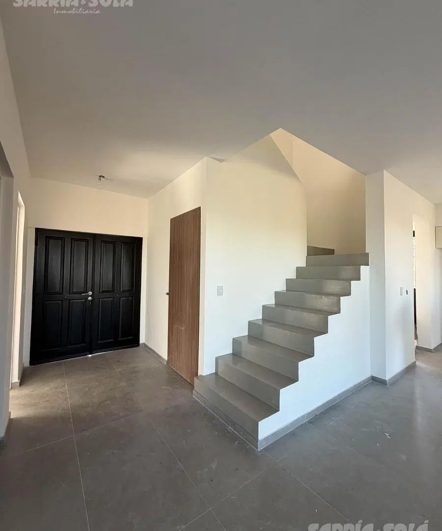 Casa en Benavidez 2