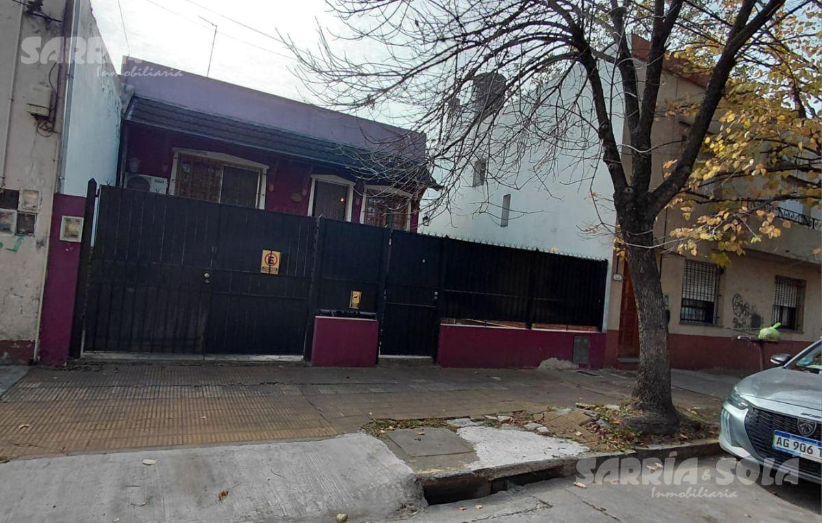 Foto de Casa de 3 ambientes en venta en Pizarro, Tigre | Patio con parrilla, imagen 1