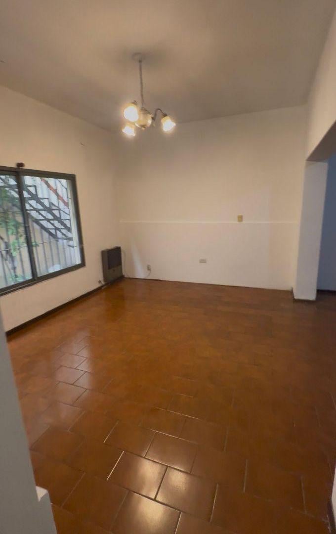 Foto de Alquiler Depto PH 3 ambientes interno Alsina 937 Banfield., imagen 1