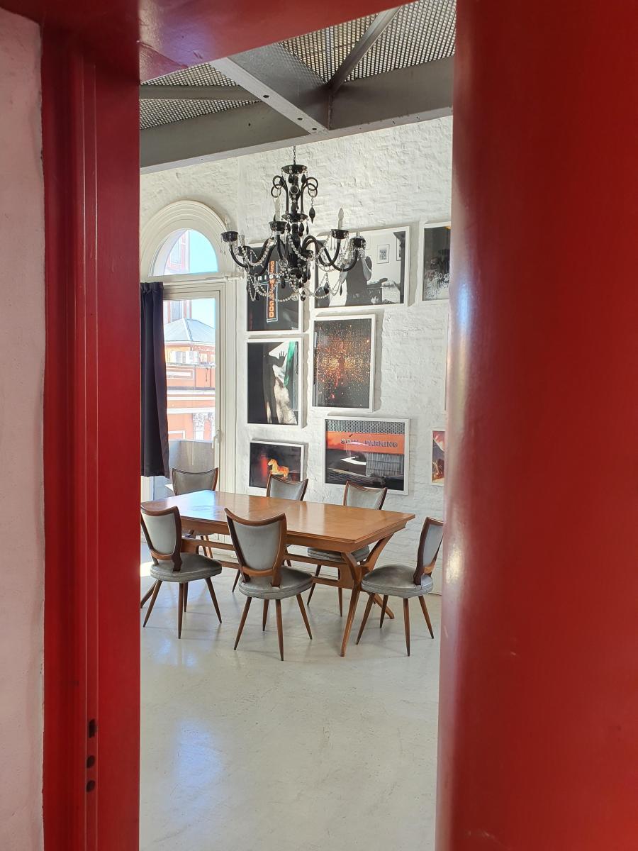 Boulevard Caseros Unicio, Museo, Restaurantes 3