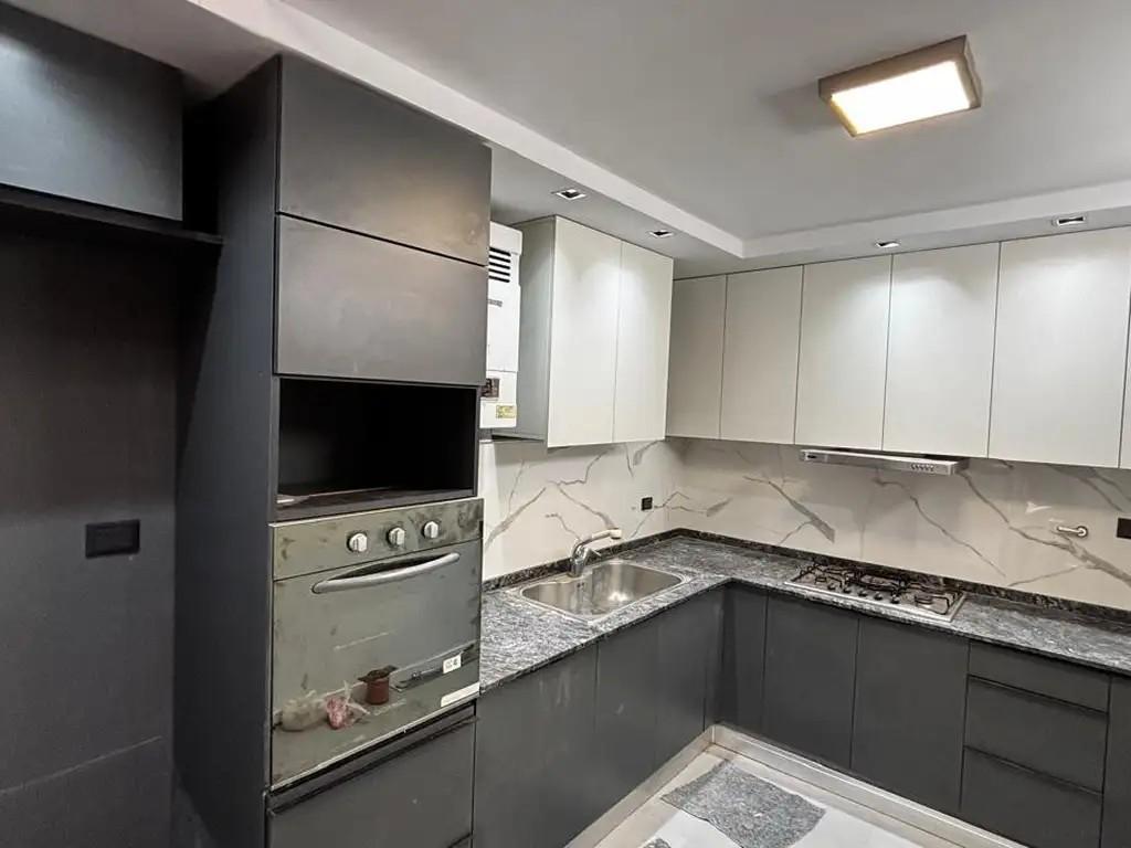 Venta. PH. Villa Devoto. 3ambientes. Frente. Todo a Nuevo. Excelente. 1