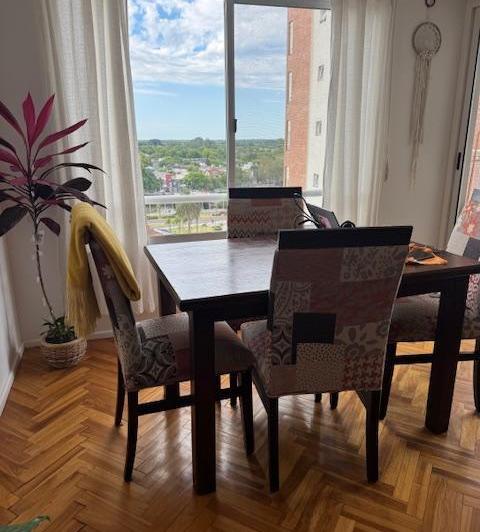 BAJO DE PRECIO!! Tres ambientes con vista al rio. 4